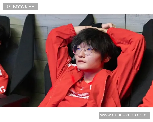 杨毅果与麦神猜的精彩对决引发篮球迷热议与期待 杨毅果与麦神猜的精彩对决引发篮球迷热议与期待